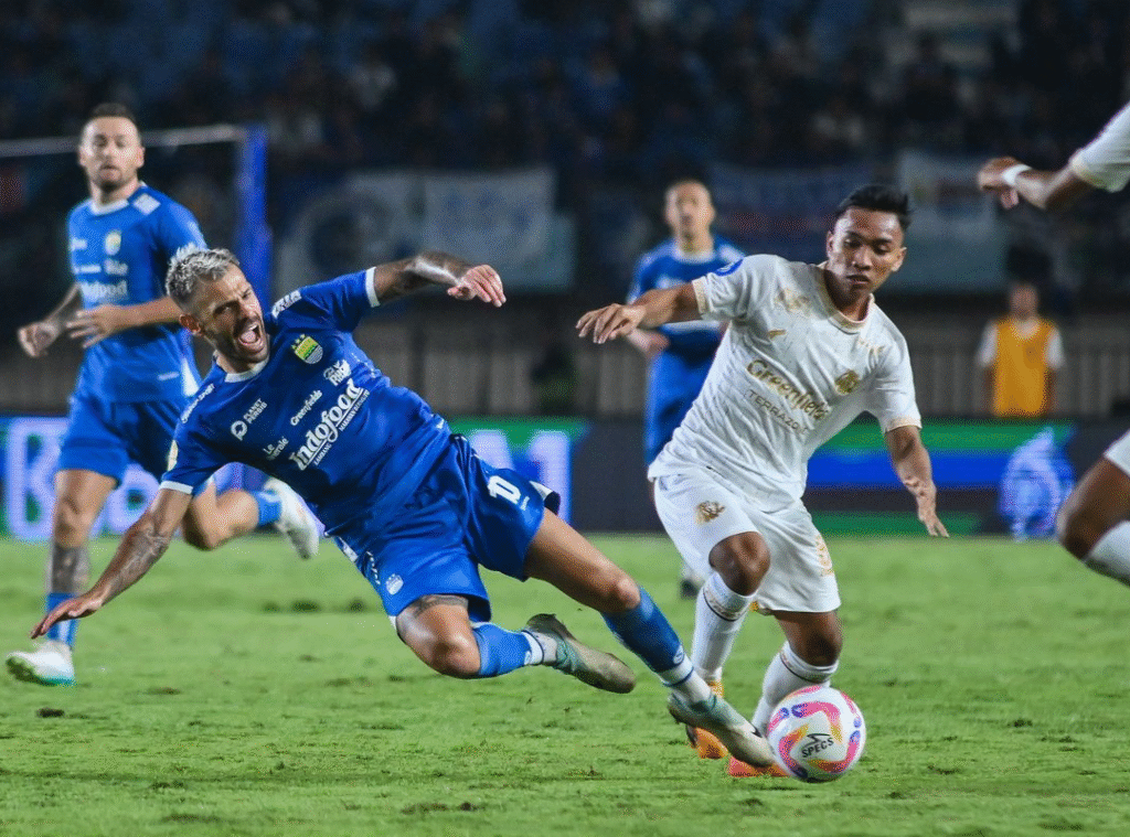 Susunan Pemain Persib vs Arema FC di Pekan ke-6 Liga 1 Sabasport