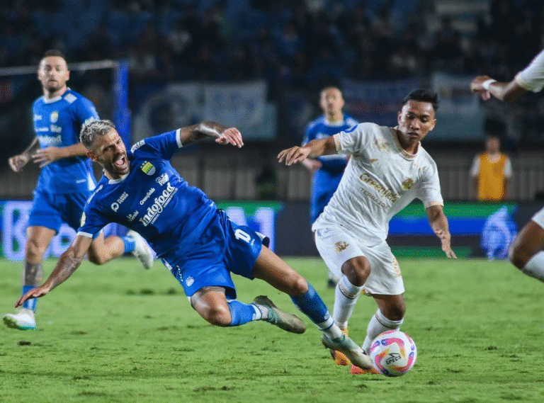 Susunan Pemain Persib vs Arema FC di Pekan ke-6 Liga 1 Sabasport